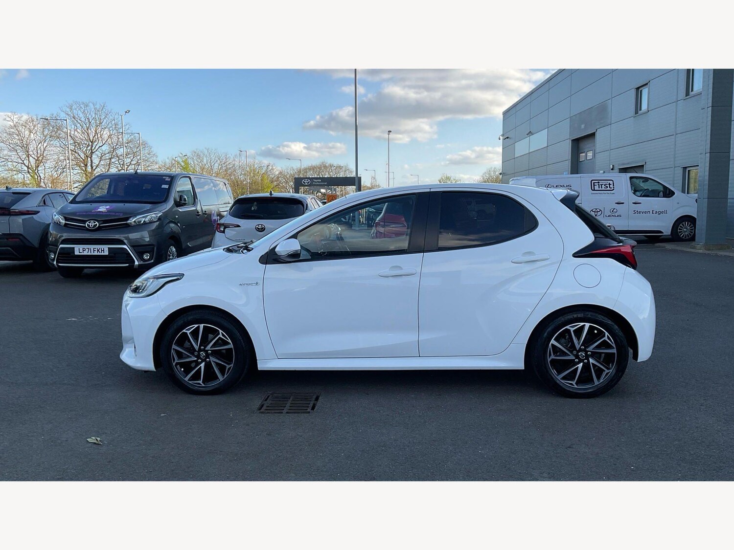 Used Toyota Yaris for sale - 78214963: Photo 26