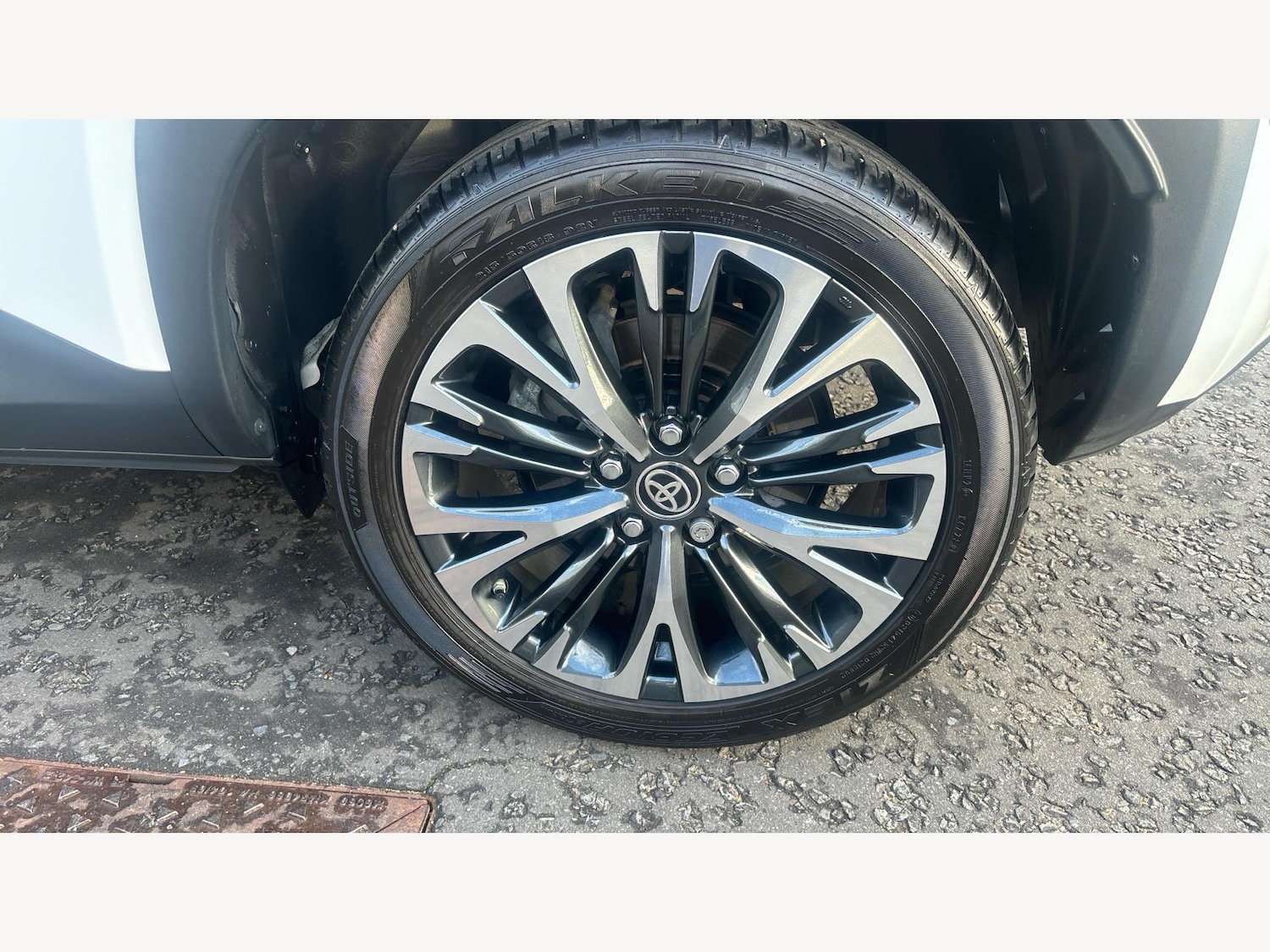 Used Toyota Yaris Cross 2024 for sale - 76528063: Photo 26