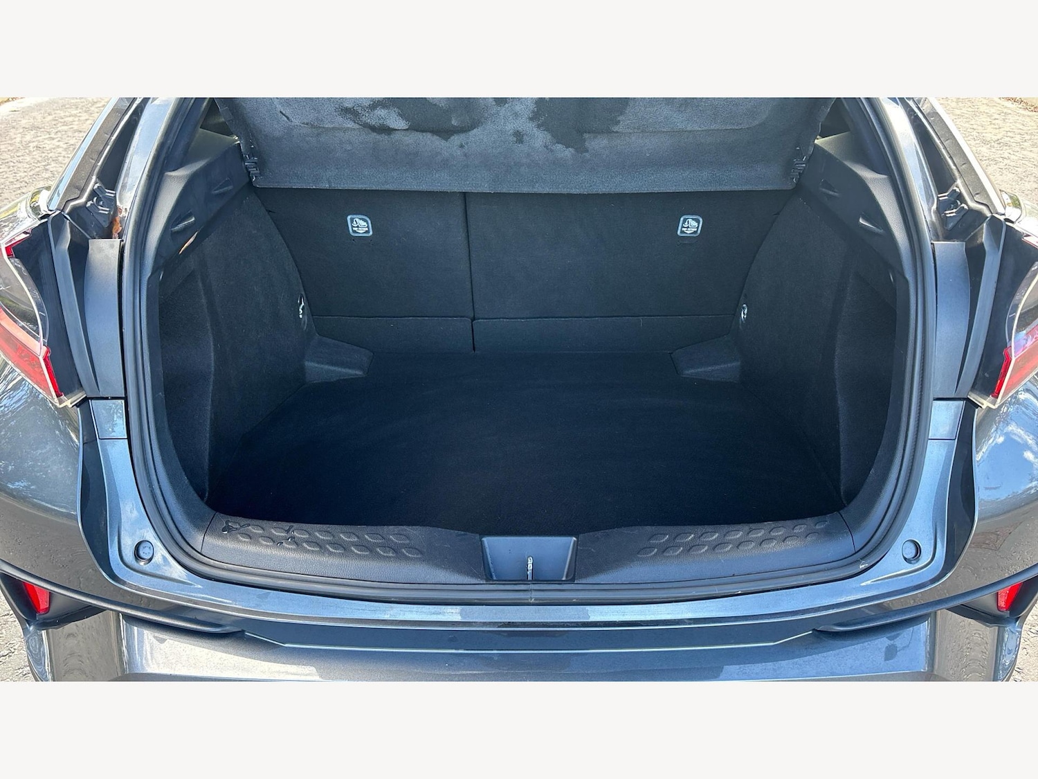 Used Toyota C-HR 2019 for sale - 76485808: Photo 16