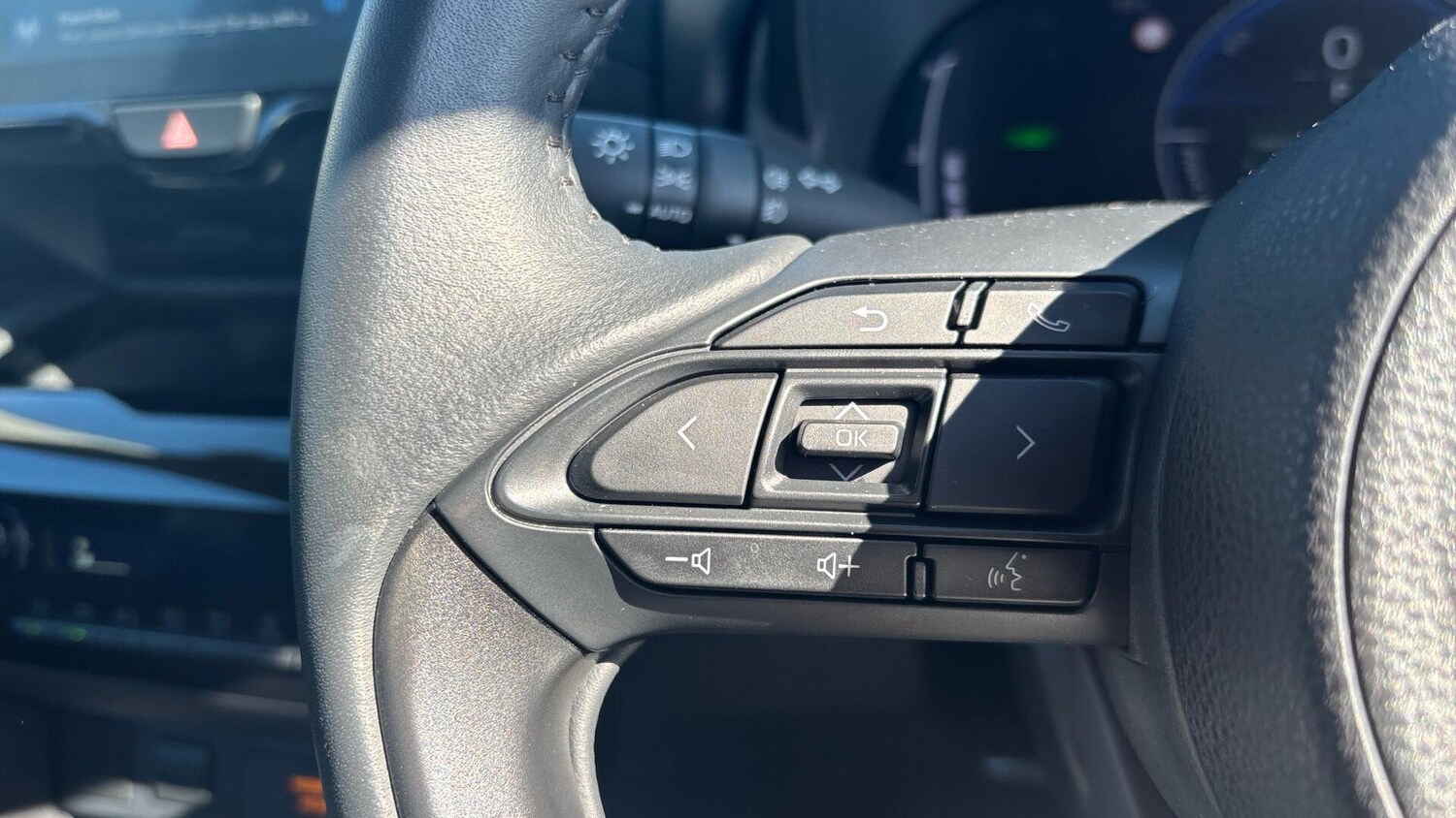 Used Toyota Yaris Cross 2025 for sale - 77970561: Photo 32