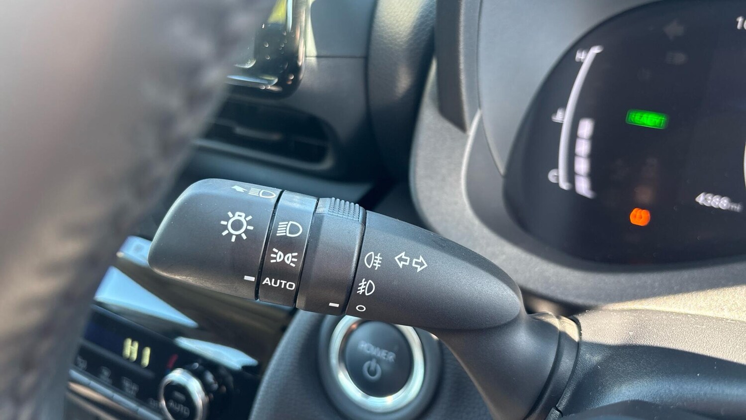 Used Toyota Yaris Cross 2025 for sale - 77970561: Photo 34