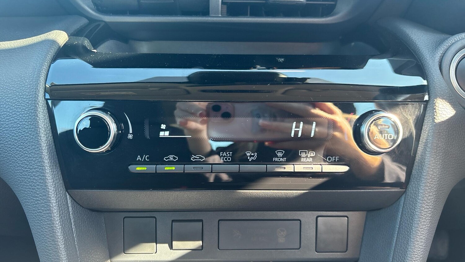 Used Toyota Yaris Cross 2025 for sale - 77970561: Photo 40