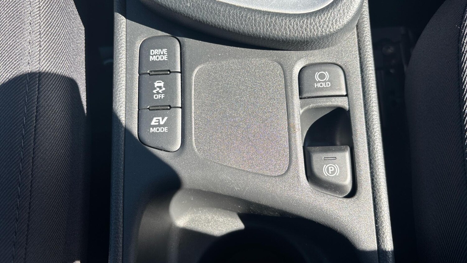 Used Toyota Yaris Cross 2025 for sale - 77970561: Photo 42