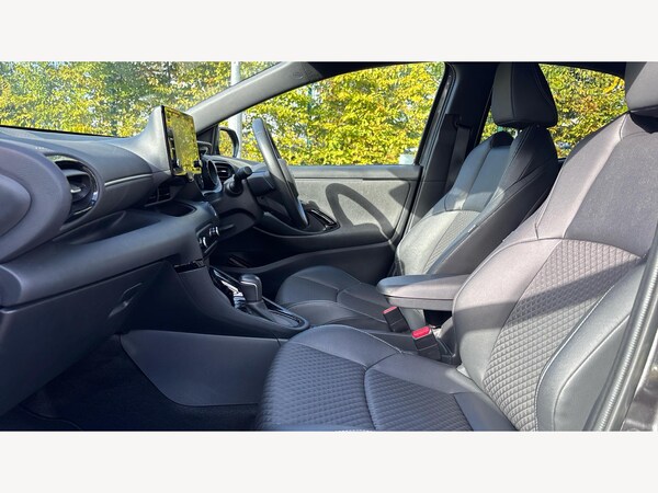 Used Toyota Yaris 2021 for sale - 76158993: Photo 12