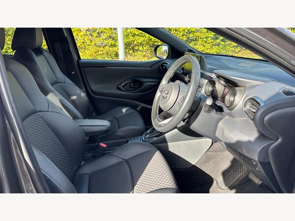 Used Toyota Yaris 2021 for sale - 76158993: Photo 13