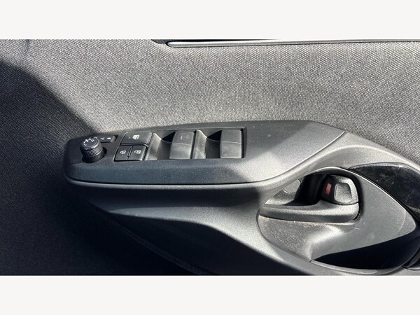 Used Toyota Yaris 2021 for sale - 76158993: Photo 26