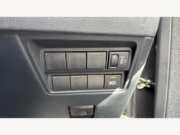 Used Toyota Yaris 2021 for sale - 76158993: Photo 27