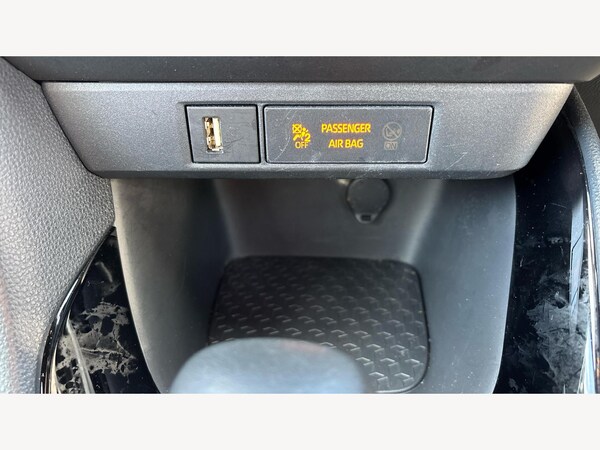 Used Toyota Yaris 2021 for sale - 76158993: Photo 30
