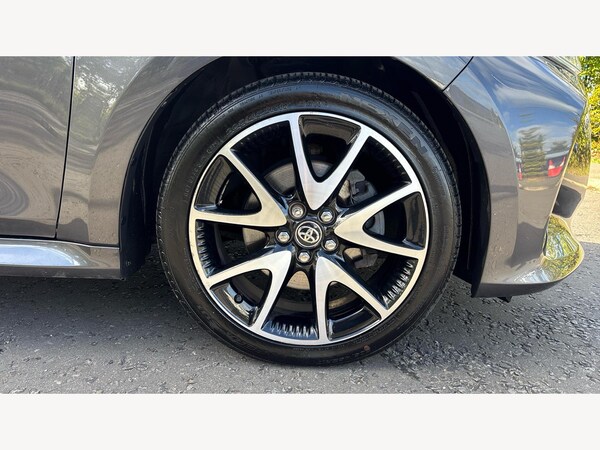 Used Toyota Yaris 2021 for sale - 76158993: Photo 41