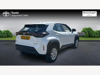 Used Toyota Yaris Cross 2023 for sale - 79756158: Photo