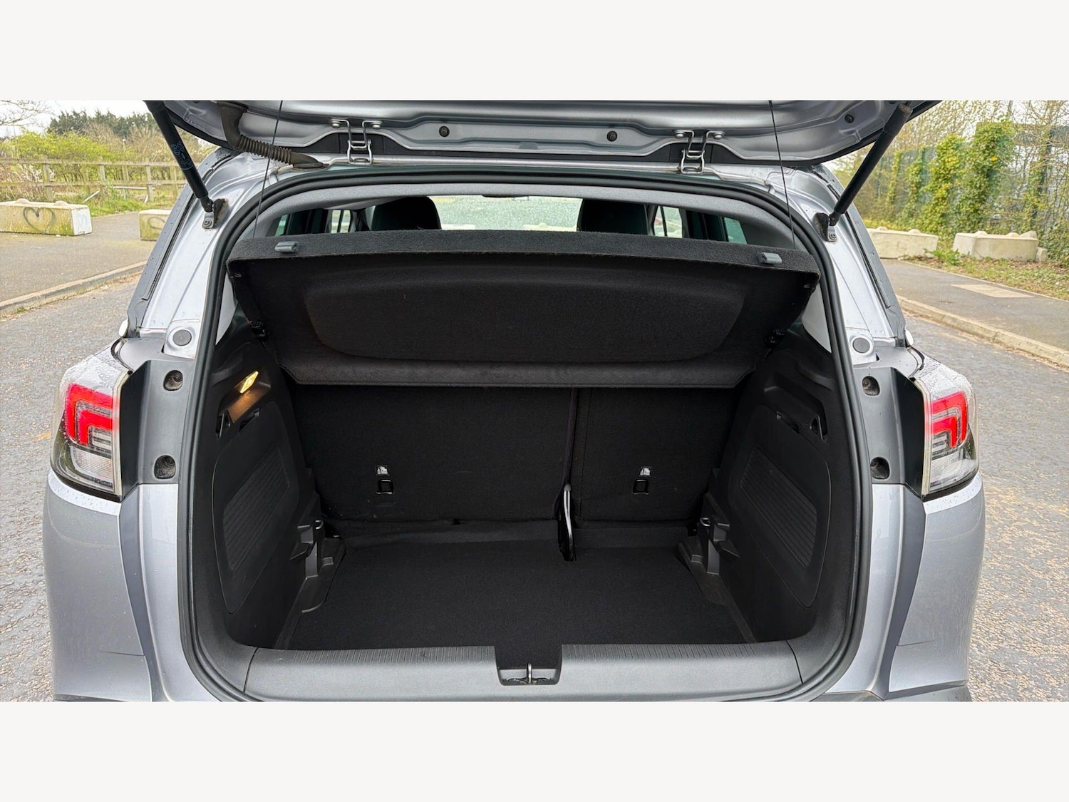 Used Vauxhall Crossland 2022 for sale - 78062699: Photo 16