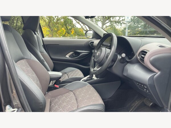 Used Toyota Yaris Cross 2022 for sale - 76214576: Photo 13