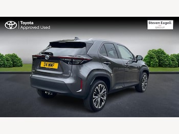Used Toyota Yaris Cross 2022 for sale - 76214576: Photo 2