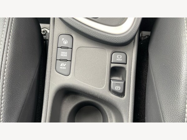 Used Toyota Yaris Cross 2022 for sale - 76214576: Photo 35
