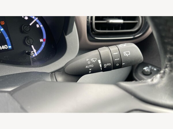 Used Toyota Yaris Cross 2022 for sale - 76214576: Photo 40