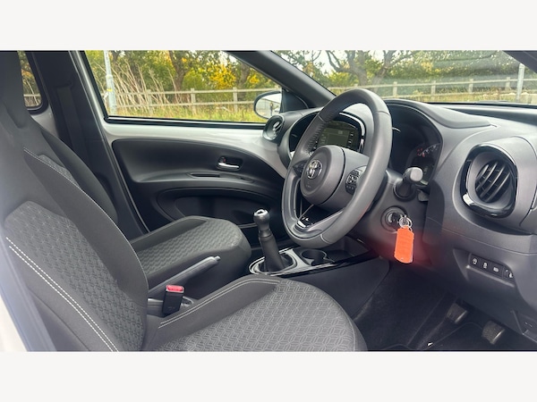 Used Toyota Aygo X 2024 for sale - 76317750: Photo 13