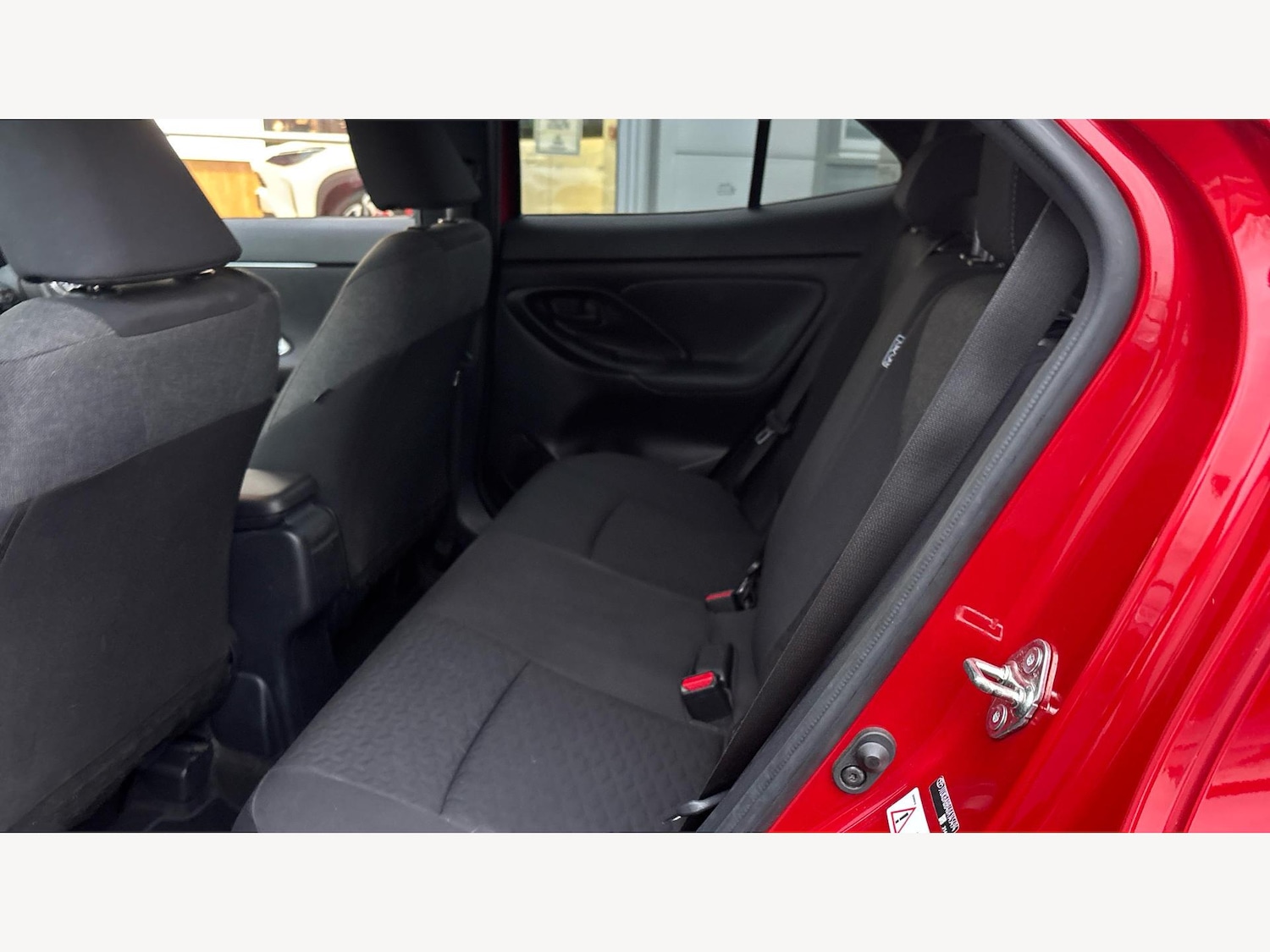 Used Toyota Yaris Cross 2022 for sale - 76752436: Photo 15
