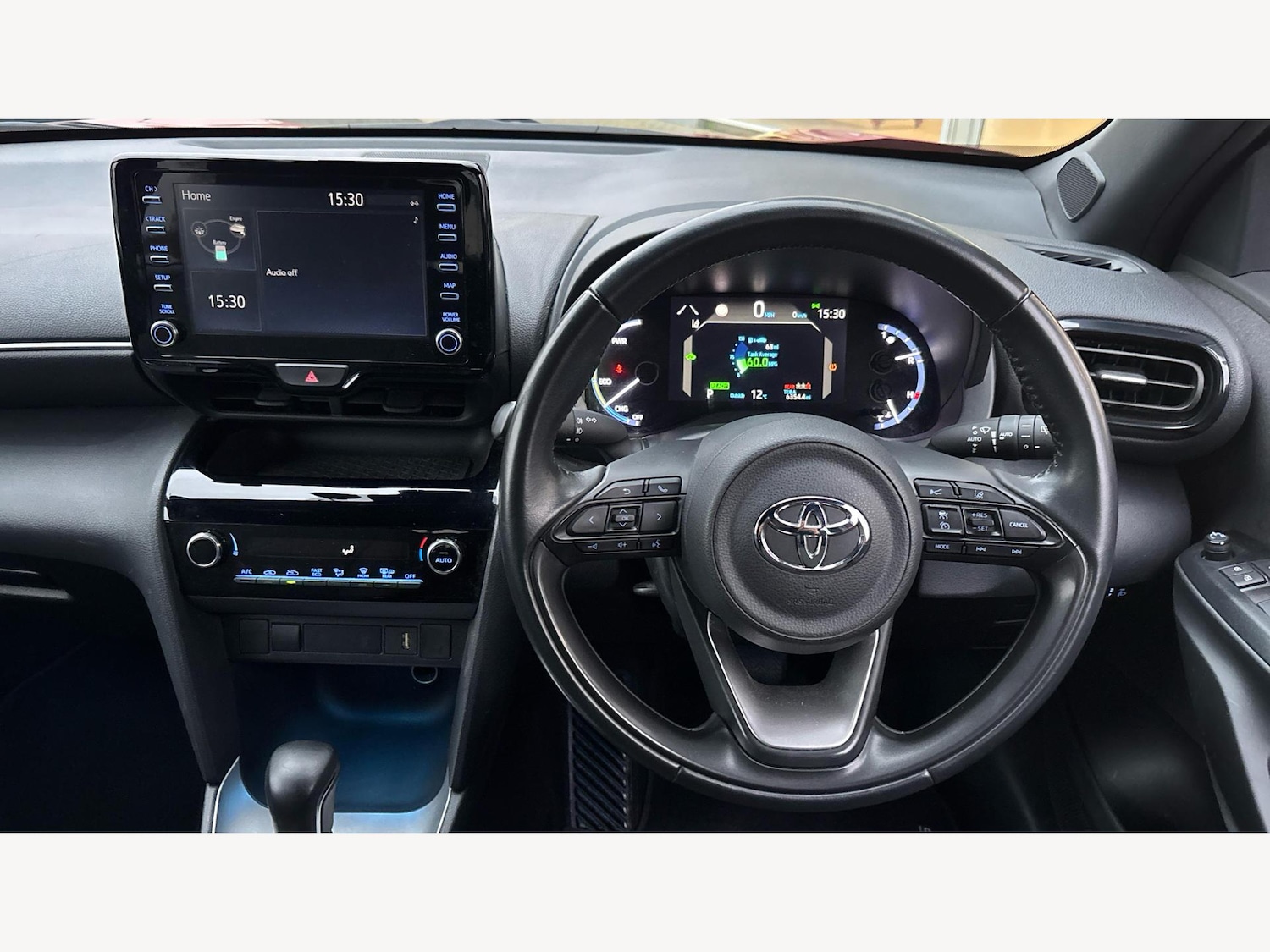 Used Toyota Yaris Cross 2022 for sale - 76752436: Photo 8