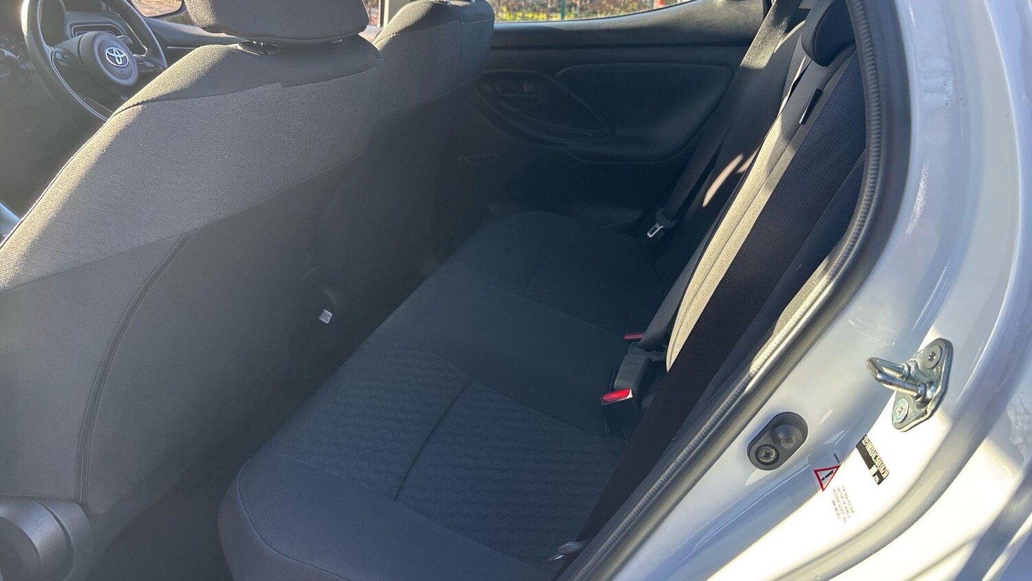 Used Toyota Yaris 2023 for sale - 77525162: Photo 14