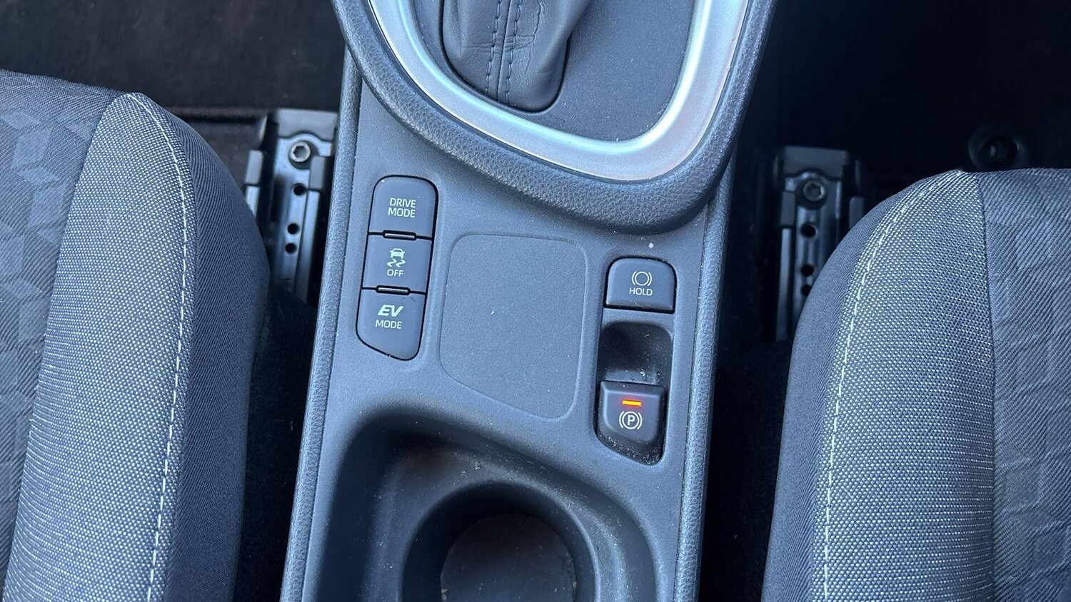 Used Toyota Yaris 2023 for sale - 77525162: Photo 21