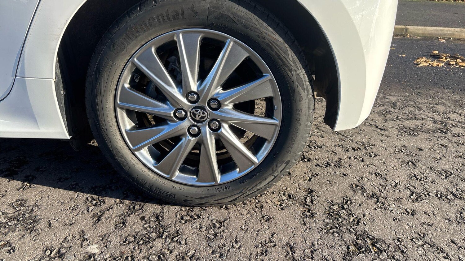 Used Toyota Yaris 2023 for sale - 77525162: Photo 25