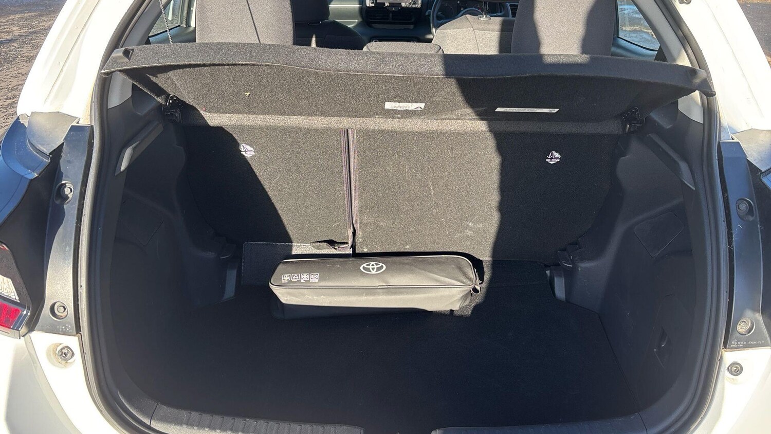 Used Toyota Yaris 2023 for sale - 77525162: Photo 34