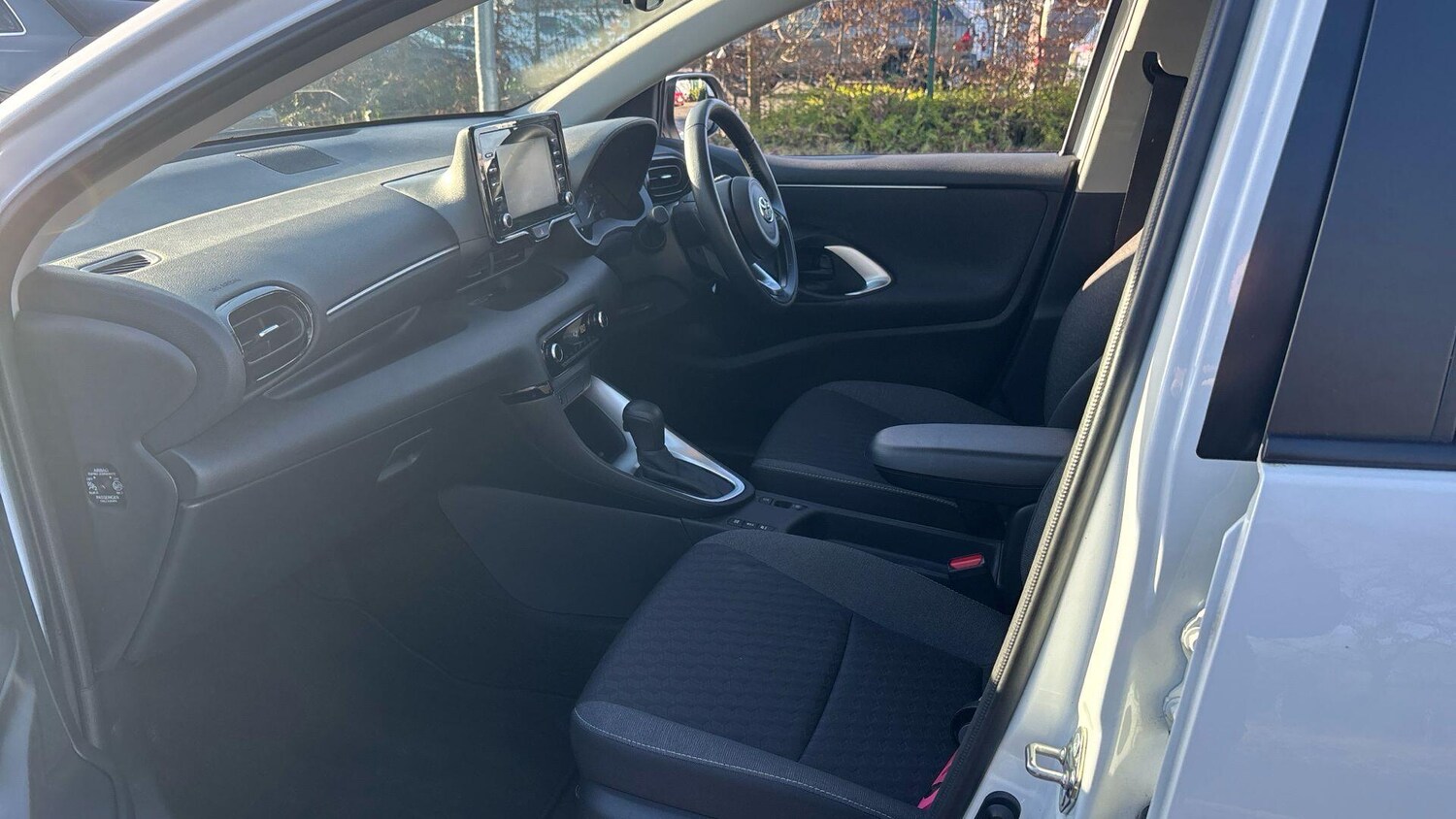 Used Toyota Yaris 2023 for sale - 77525162: Photo 37