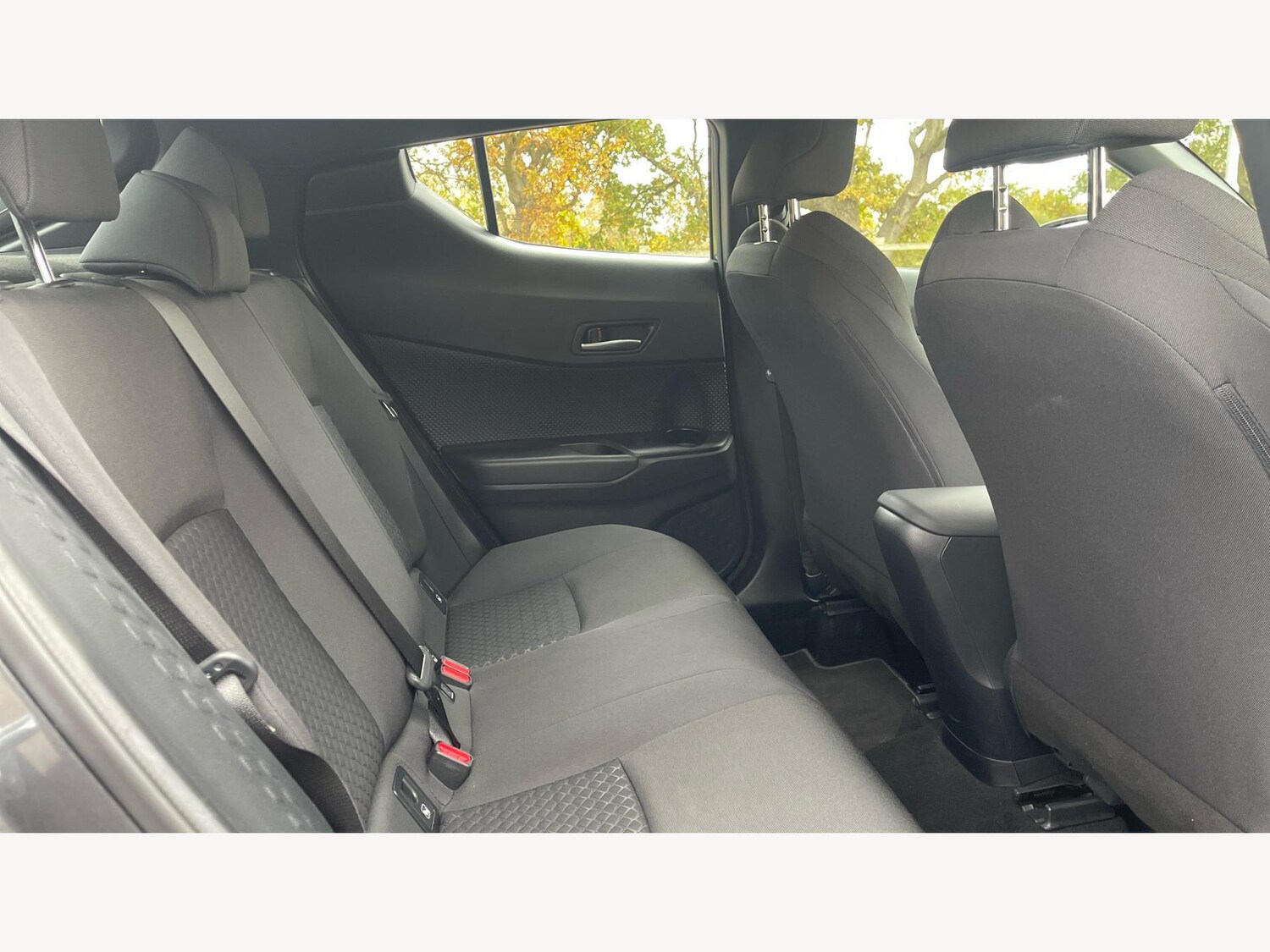 Used Toyota C-HR 2023 for sale - 76485098: Photo 14