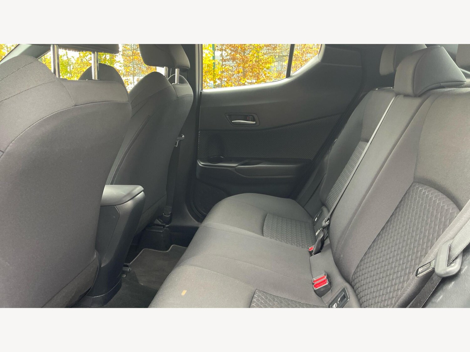 Used Toyota C-HR 2023 for sale - 76485098: Photo 15