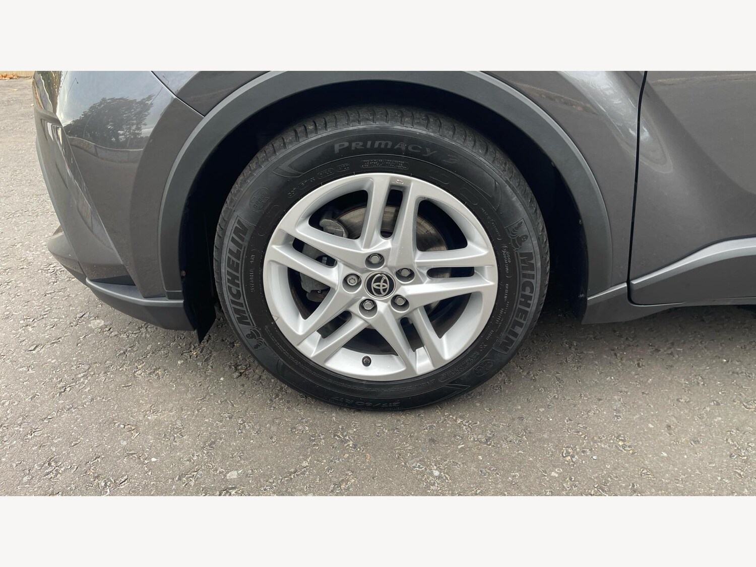 Used Toyota C-HR 2023 for sale - 76485098: Photo 25