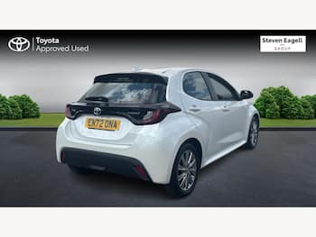 Used Toyota Yaris 2023 for sale - 79860899: Photo