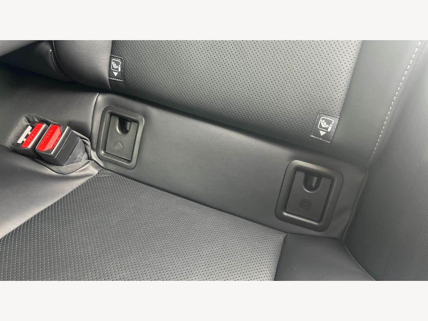 Used Toyota Prius 2024 for sale - 76440755: Photo 33