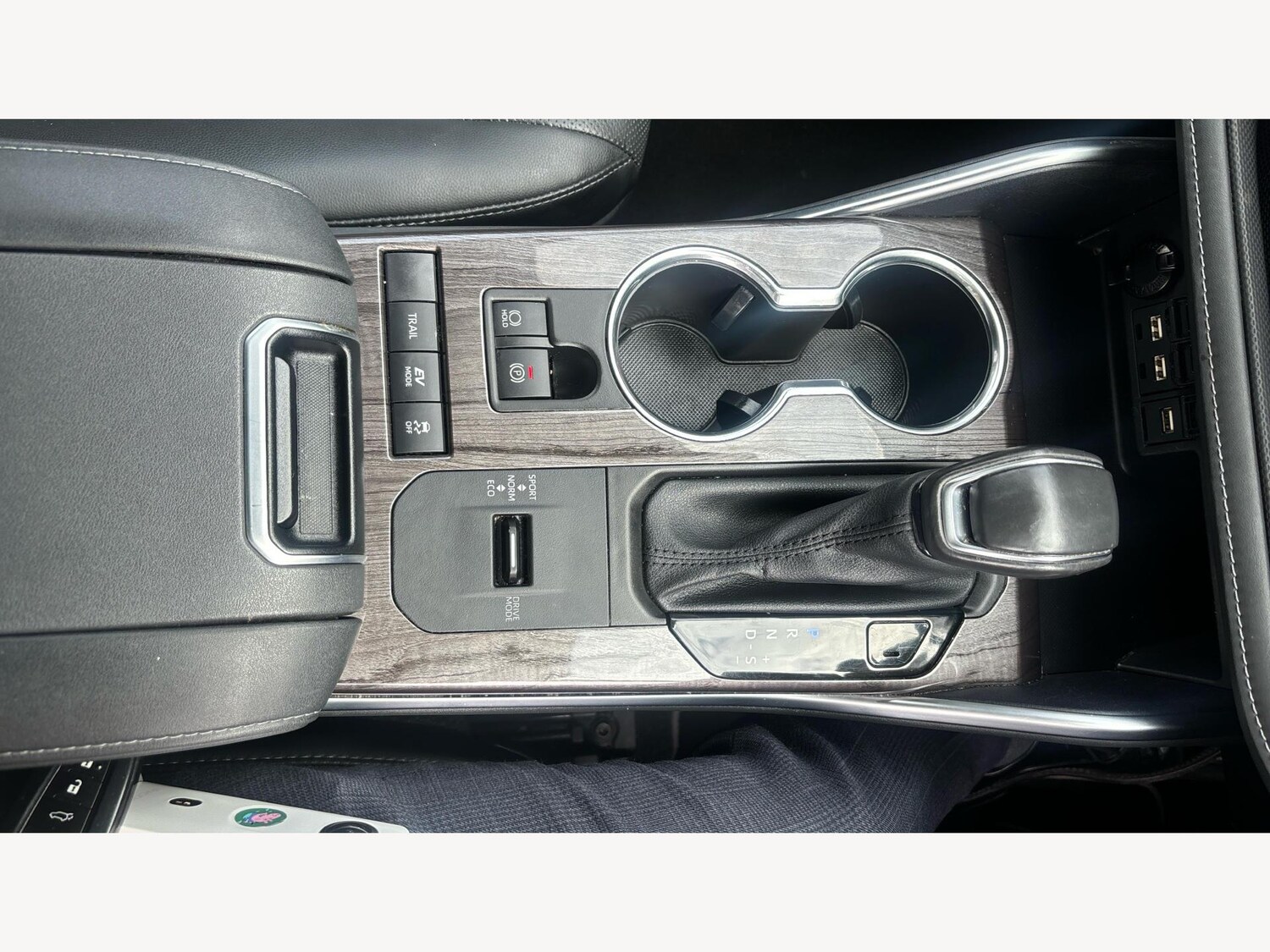 Vehicle 33