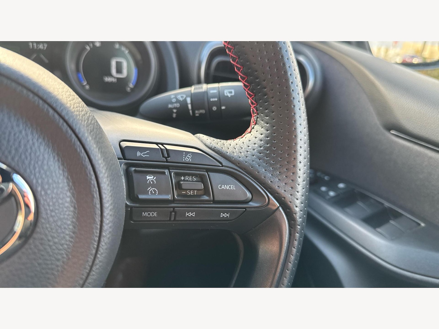 Used Toyota Yaris 2023 for sale - 76607490: Photo 24