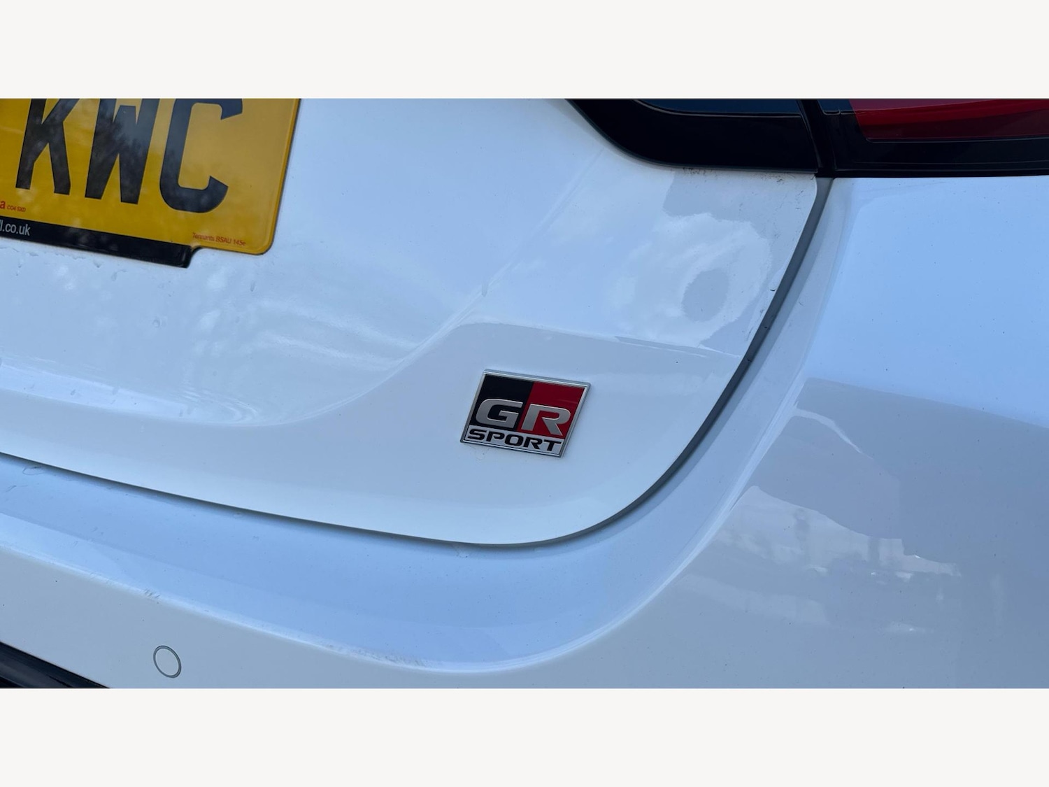 Used Toyota Yaris 2023 for sale - 76607490: Photo 31