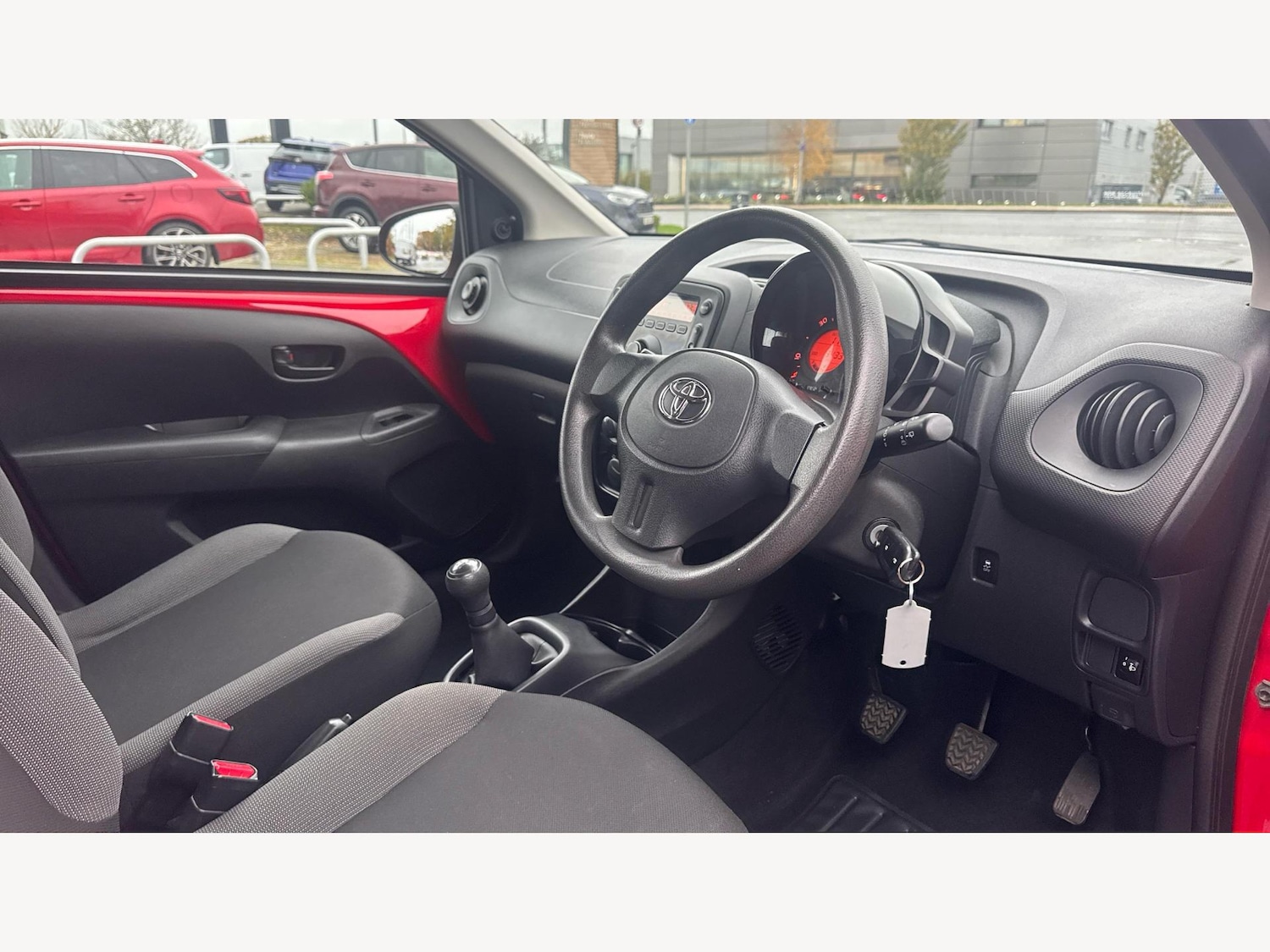 Used Toyota AYGO 2018 for sale - 76550411: Photo 13
