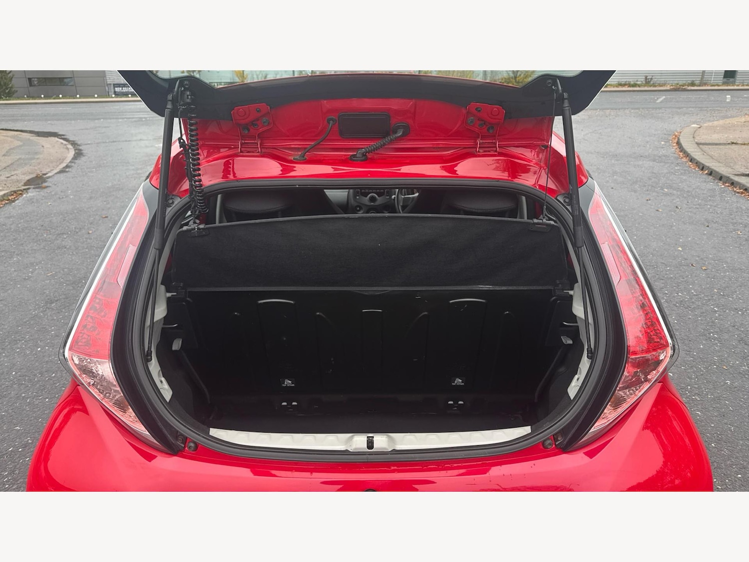 Used Toyota AYGO 2018 for sale - 76550411: Photo 16