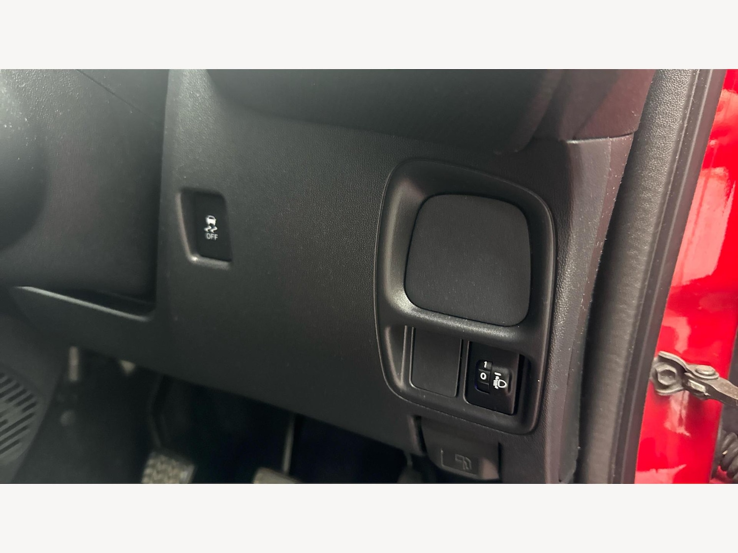 Used Toyota AYGO 2018 for sale - 76550411: Photo 22