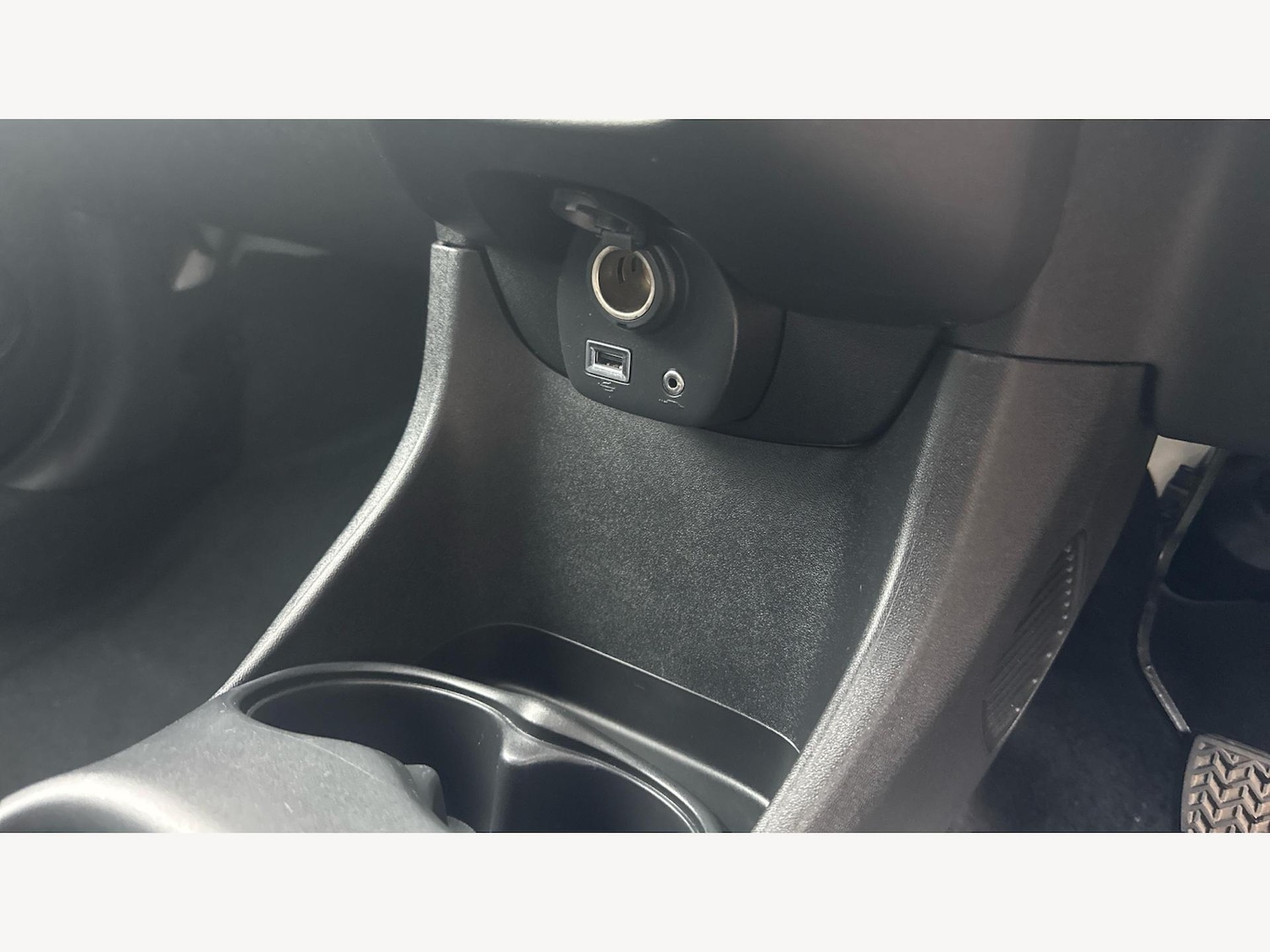 Used Toyota AYGO 2018 for sale - 76550411: Photo 26