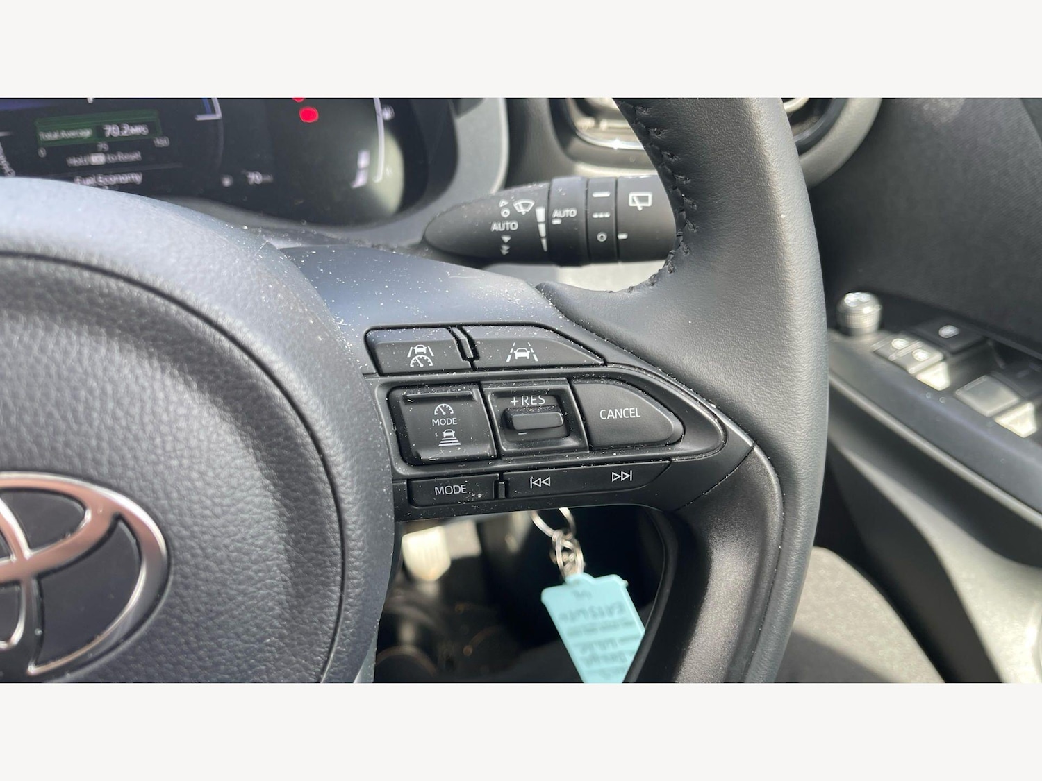 Used Toyota Yaris 2025 for sale - 78086701: Photo 31