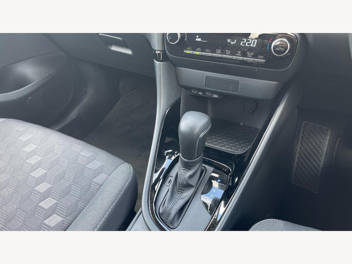 Used Toyota Yaris 2025 for sale - 78086701: Photo 35