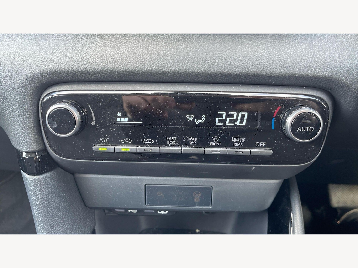 Used Toyota Yaris 2025 for sale - 78086701: Photo 36