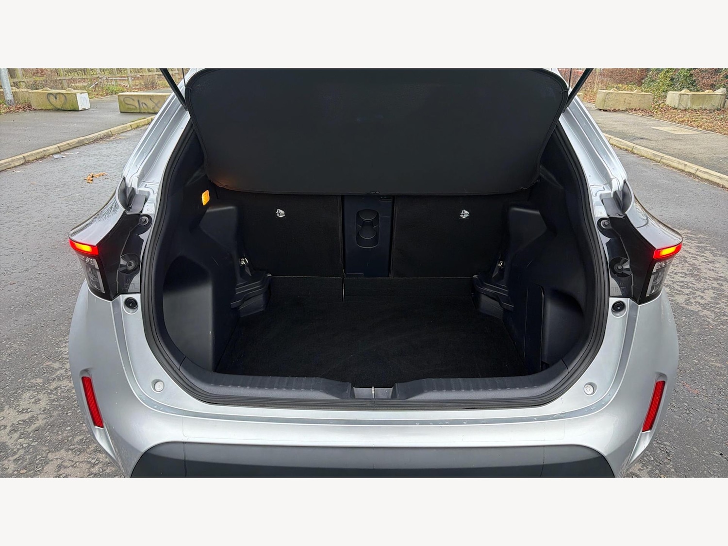 Used Toyota Yaris Cross 2022 for sale - 77267004: Photo 16