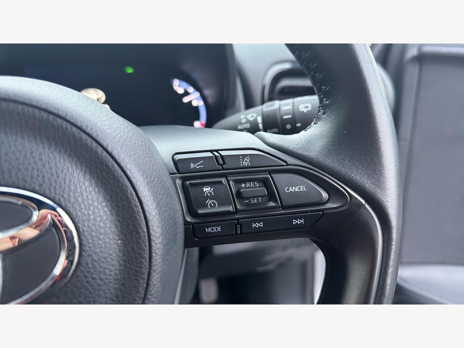 Used Toyota Yaris Cross 2022 for sale - 77267004: Photo 29