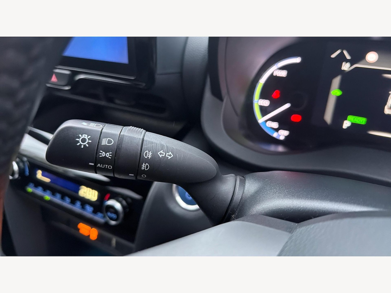 Used Toyota Yaris Cross 2022 for sale - 77267004: Photo 31