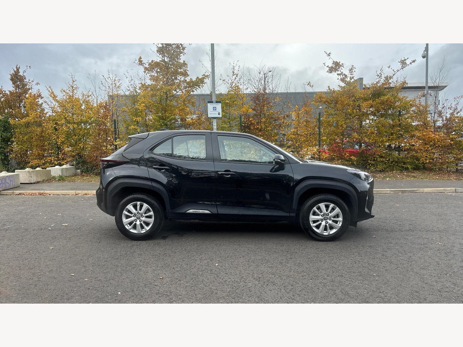 Used Toyota Yaris Cross 2023 for sale - 76432224: Photo 18