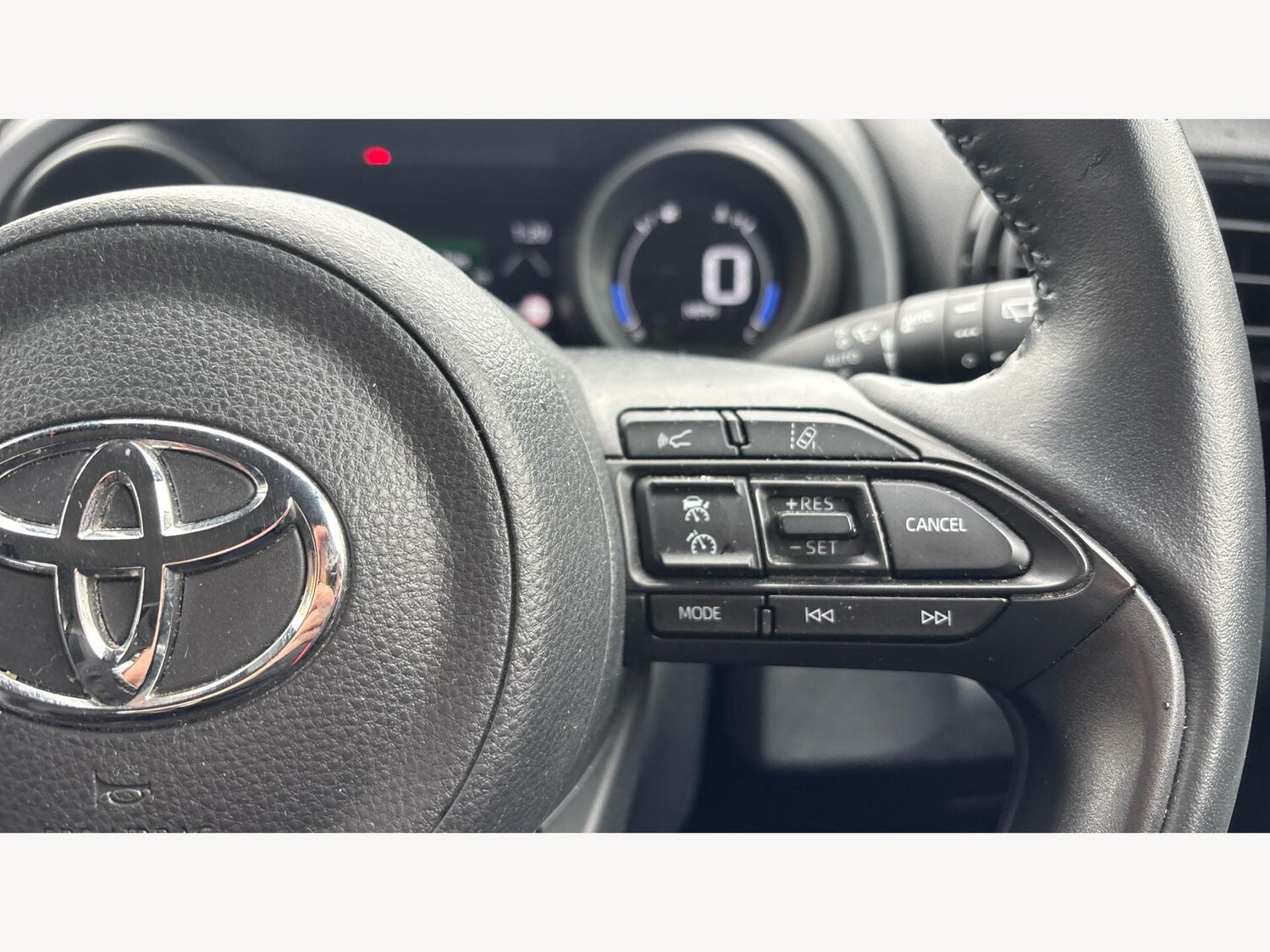 Used Toyota Yaris Cross 2023 for sale - 76432224: Photo 29