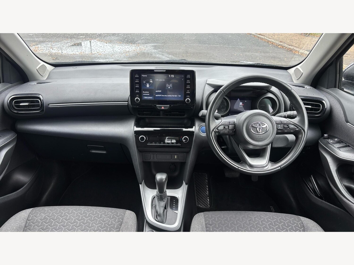 Used Toyota Yaris Cross 2023 for sale - 76432224: Photo 7