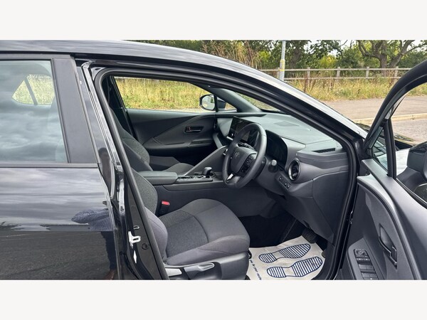 Used Toyota C-HR 2024 for sale - 75678239: Photo 13