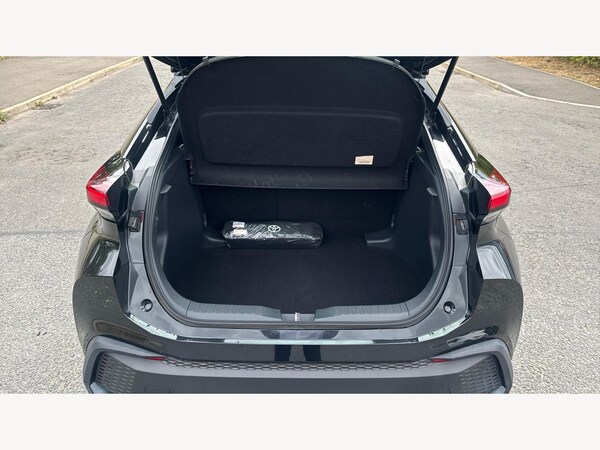 Used Toyota C-HR 2024 for sale - 75678239: Photo 16
